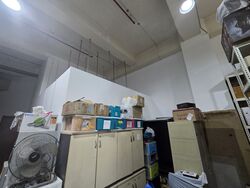 L & Y Building (D20), Factory #558126381